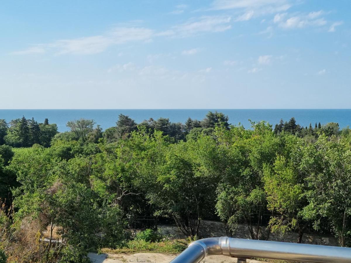 Fantasy Apartments Saint Constantine And Helena Resort سينتس قسطنطين وهيلينا المظهر الخارجي الصورة