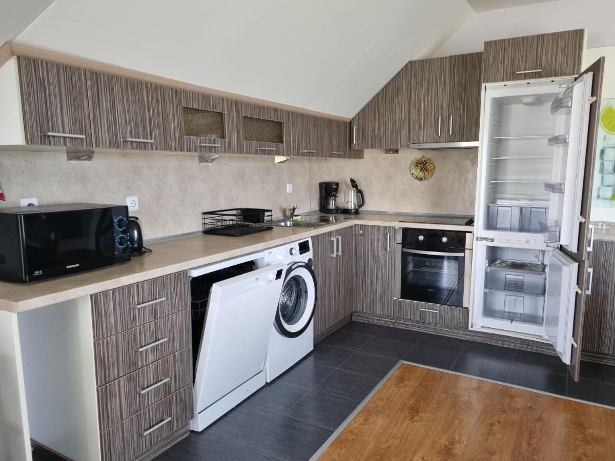 Fantasy Apartments Saint Constantine And Helena Resort سينتس قسطنطين وهيلينا المظهر الخارجي الصورة