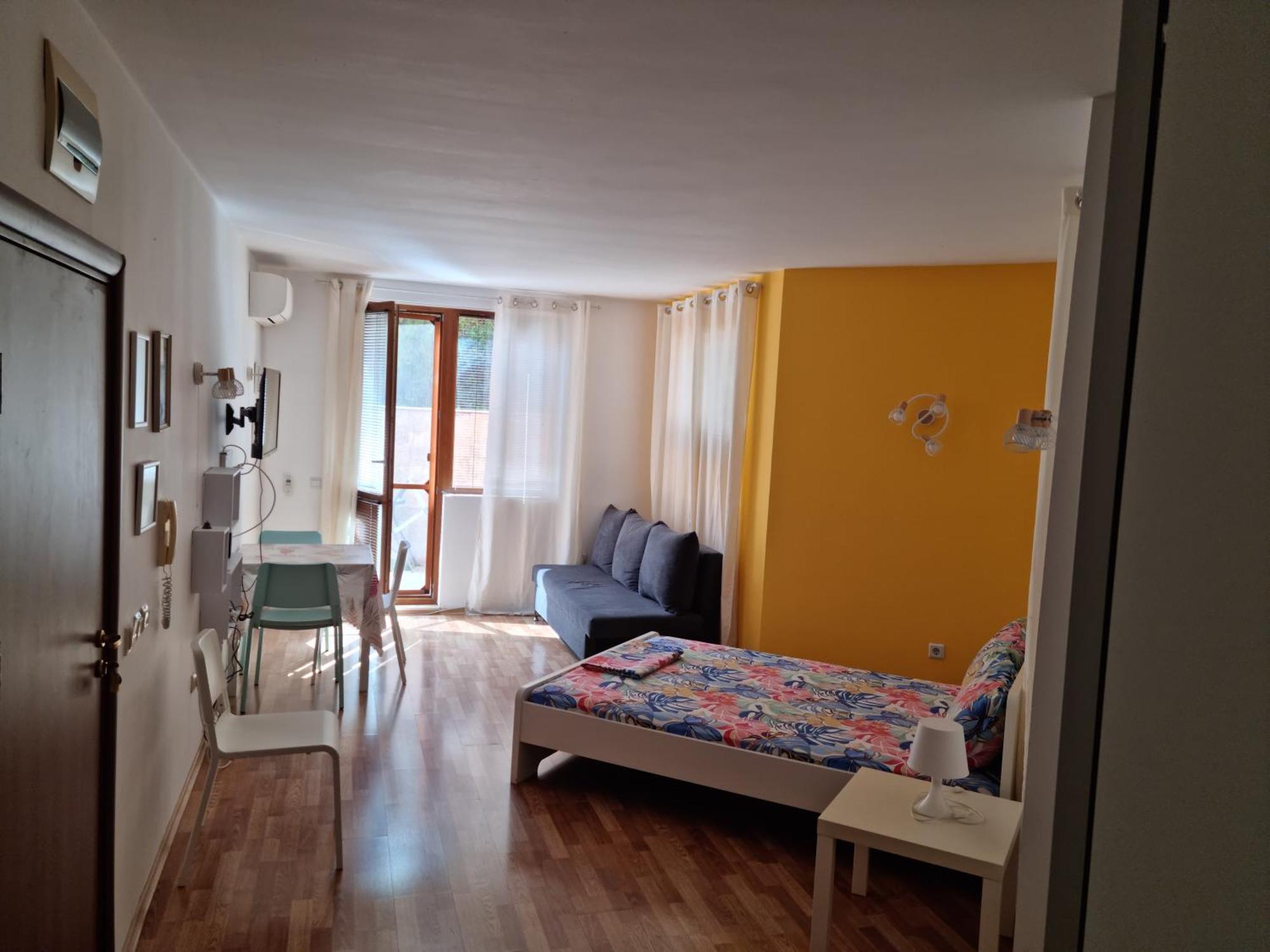 Fantasy Apartments Saint Constantine And Helena Resort سينتس قسطنطين وهيلينا المظهر الخارجي الصورة